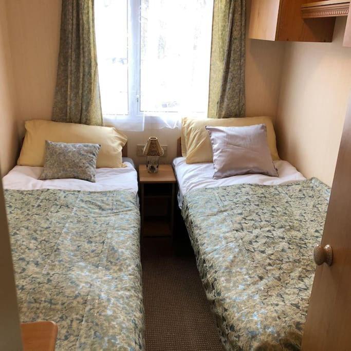 Muirkirk 2 Bedroom Static Caravan מראה חיצוני תמונה